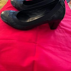 Tory Burch pumps